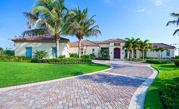 Best Professional Driveway Pavers  in Grand Blanc, MI